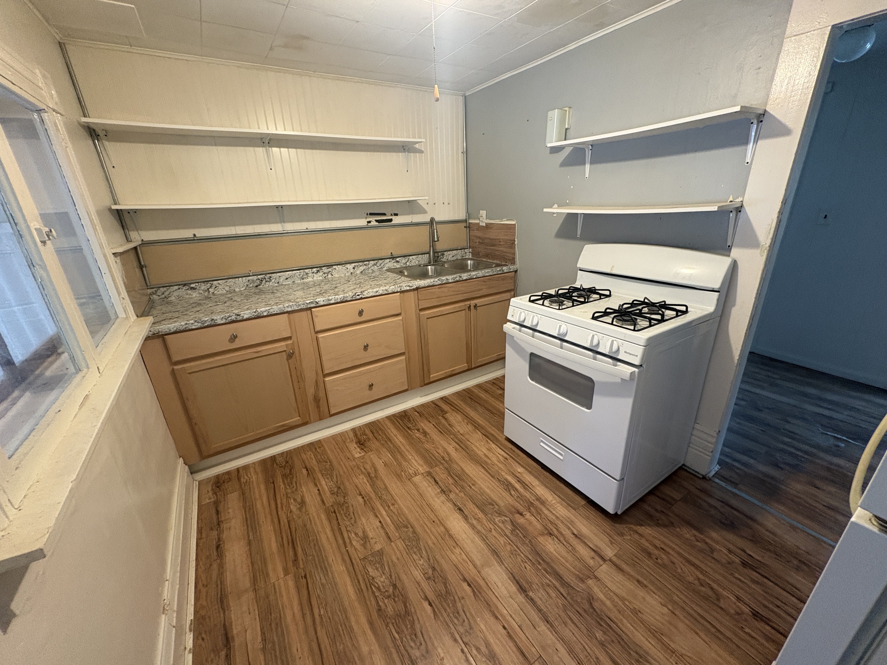 115 W State St Unit 201